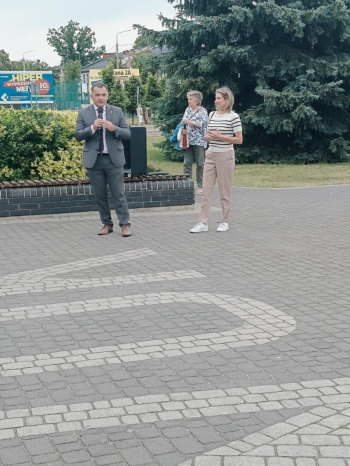 1e3d5cd1-638c-48b3-b625-e099f70e1fde