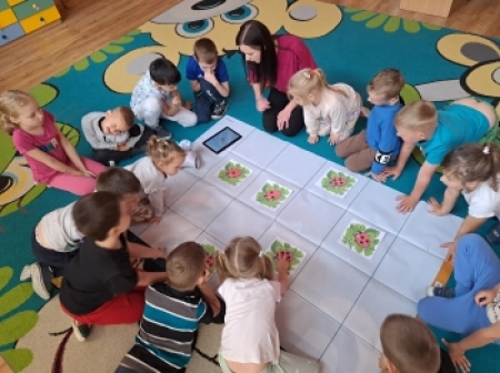 ZABAWA W KODOWANIE I PROGRAMOWANIE Z ROBOTEM PHOTON