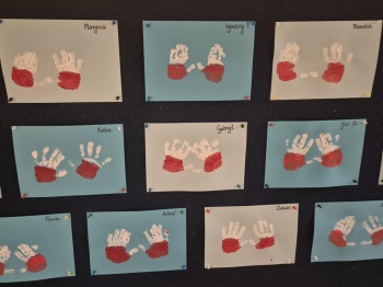 b6aeb481-8923-45b0-b88b-7553784d4de7