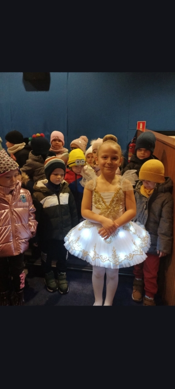 Screenshot_20251205_114959_Messages