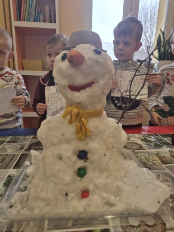 f98cd4ee-b6d3-48af-9470-8348923fd470